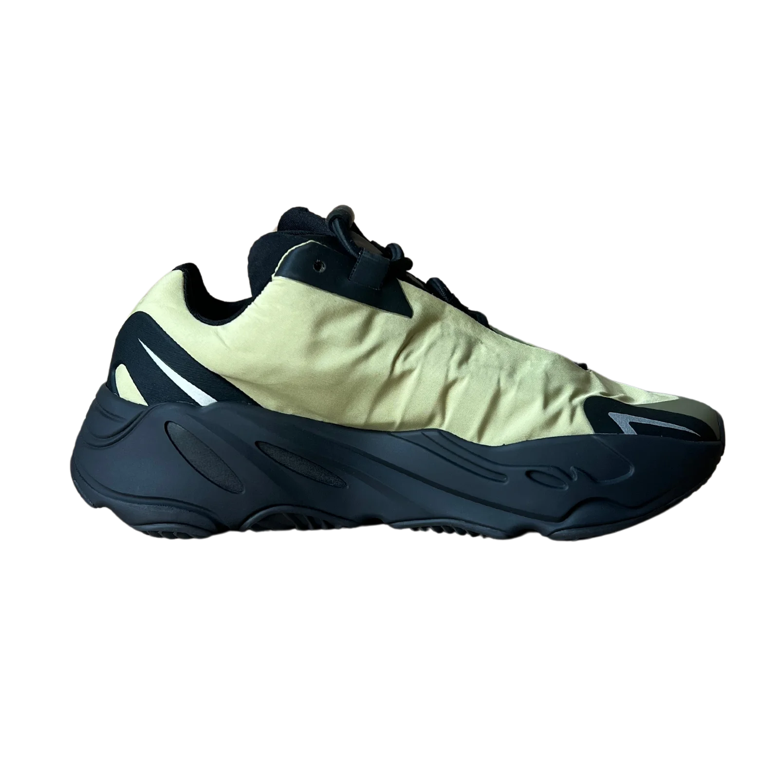 Yeezy 700 MNVN Resin Belső Oldalnézet