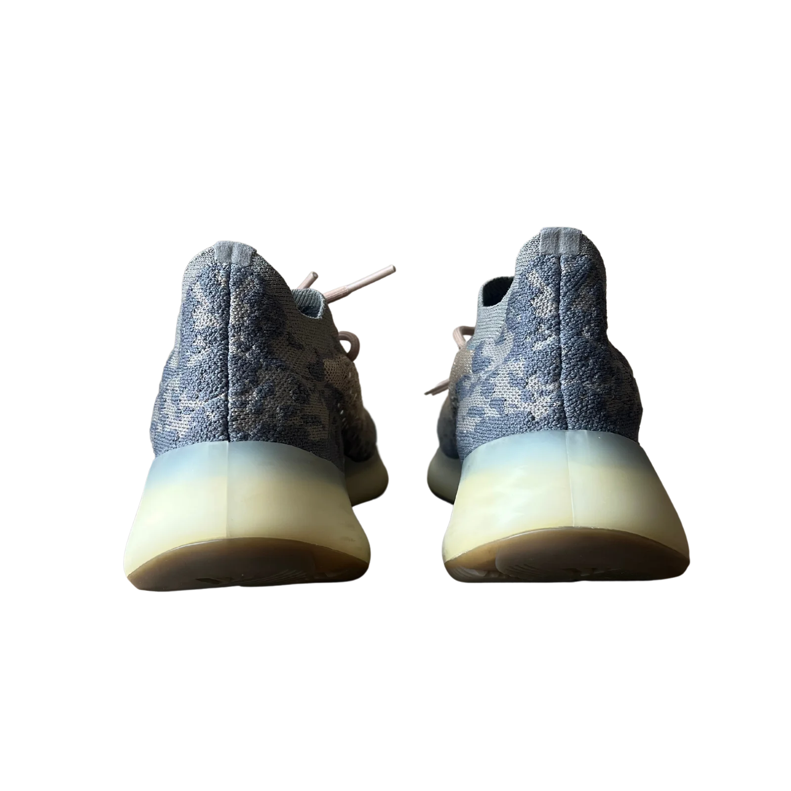 Yeezy 380 Mist Hátulnézet