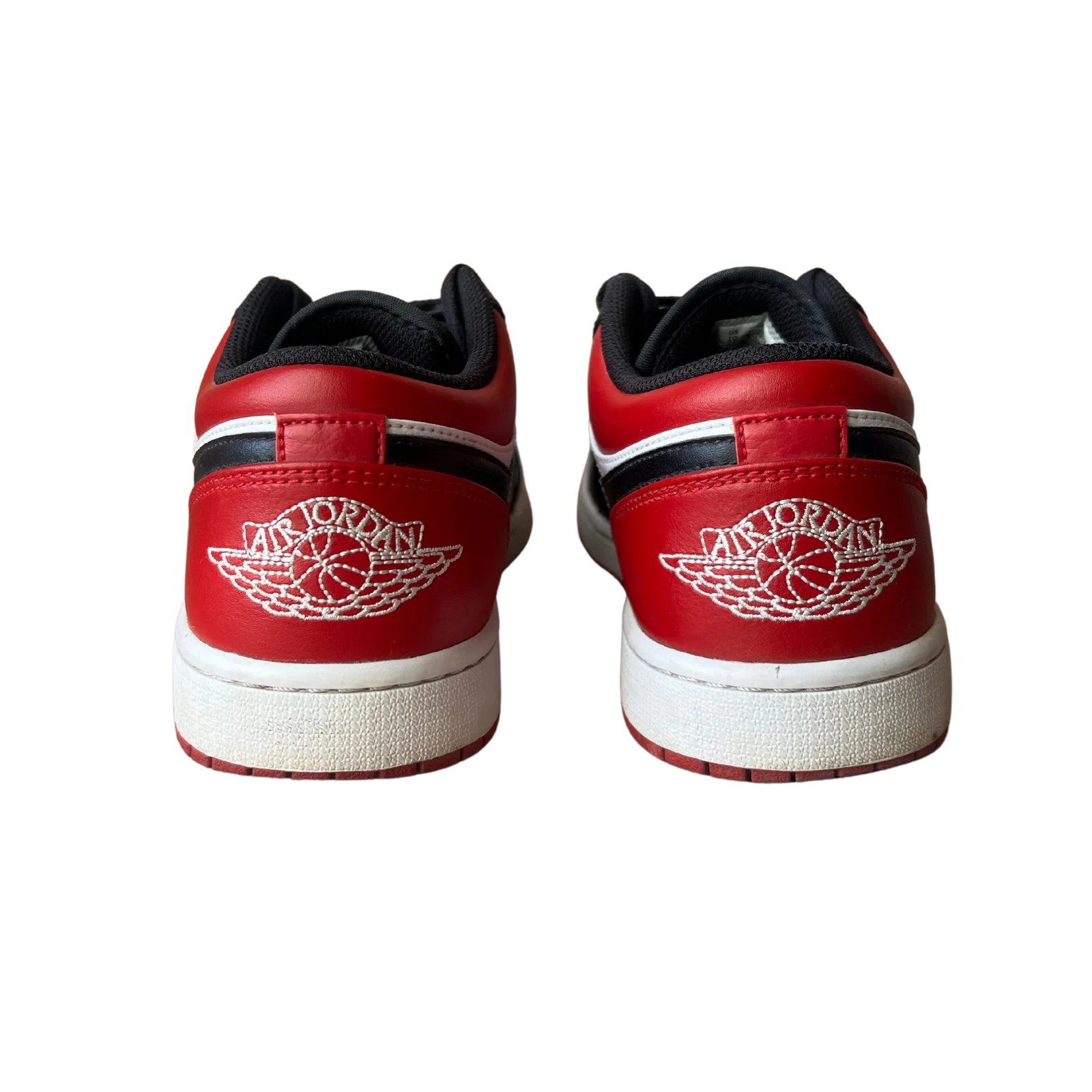 Jordan 1 Low Bred Toe Hátulnézet