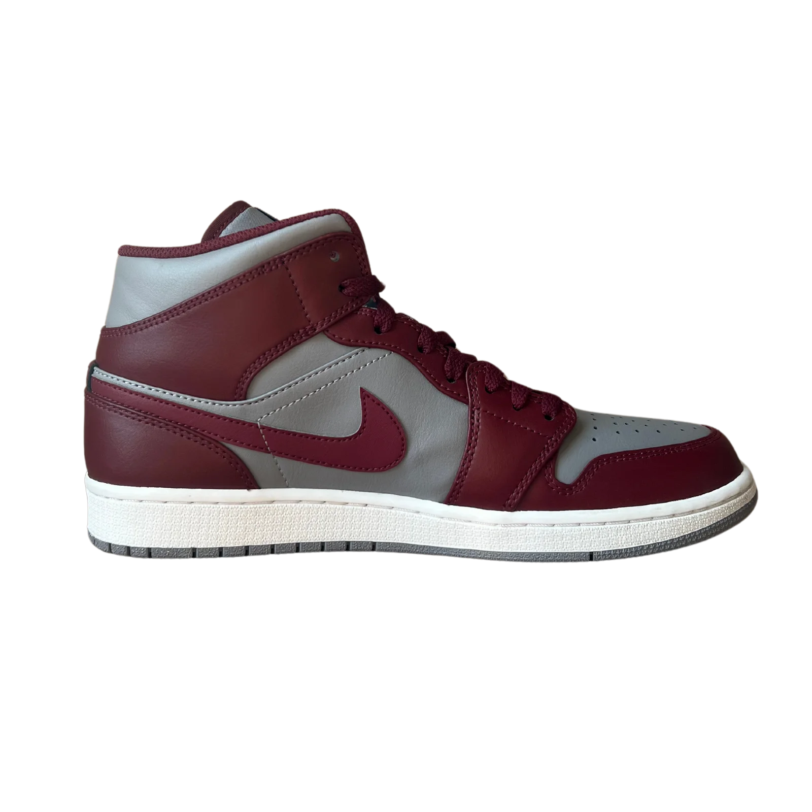 Jordan 1 Mid Cherrywood belső oldalnézet
