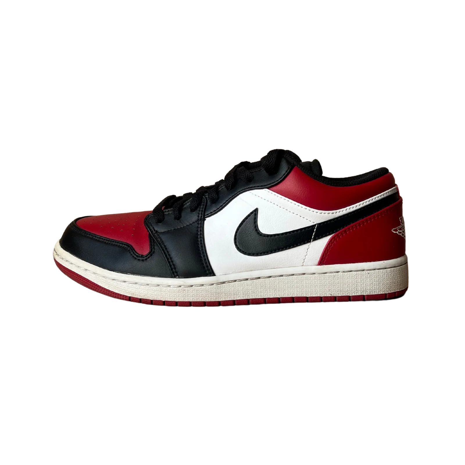 Jordan 1 Low Bred Toe Oldalnézet