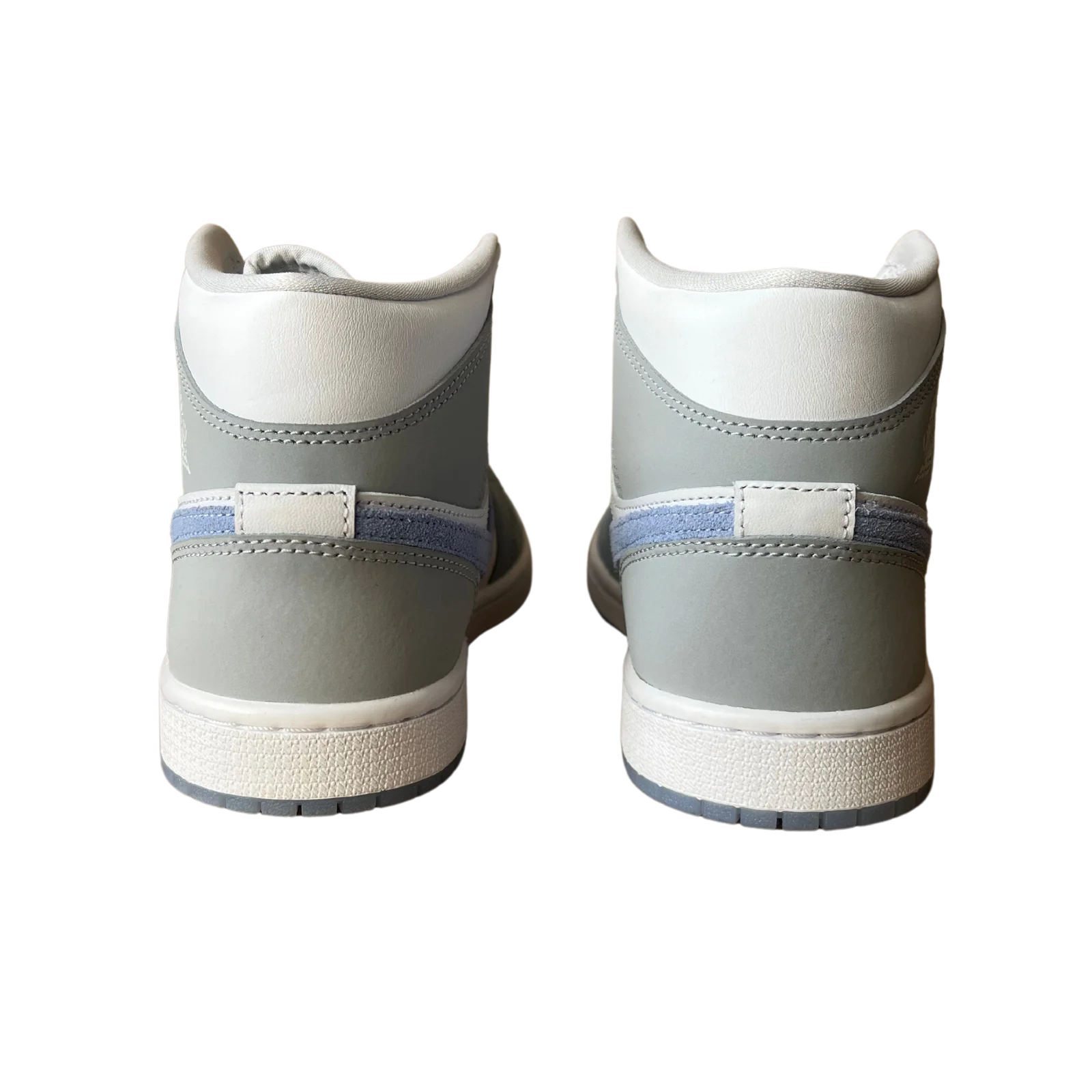 Jordan 1 Mid Wolf Grey Aluminum Hátulnézet