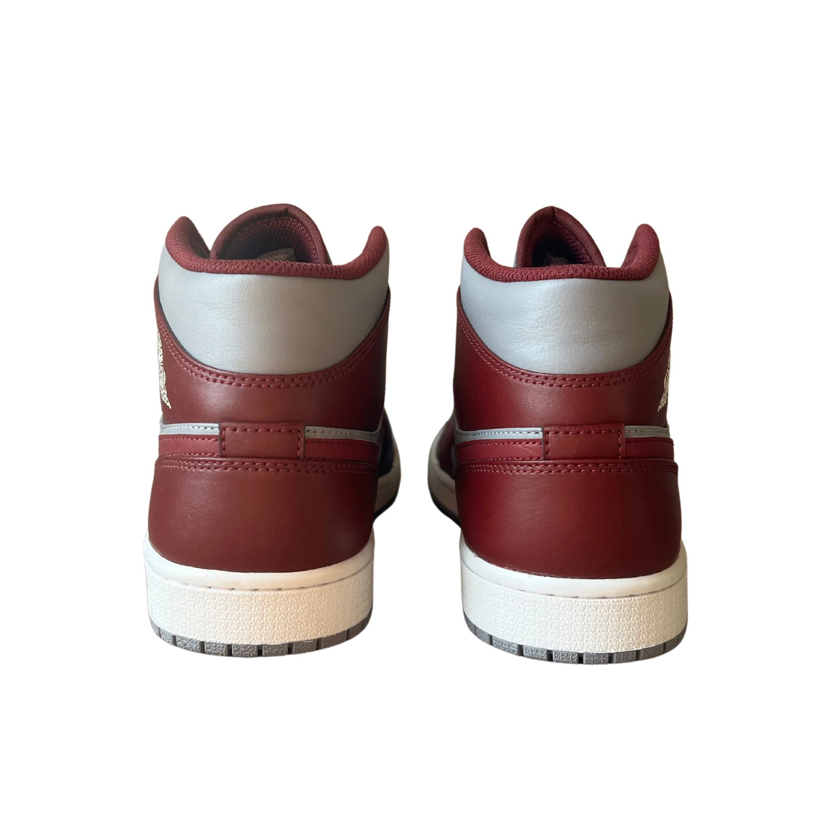Jordan 1 Mid Cherrywood hátulnézet