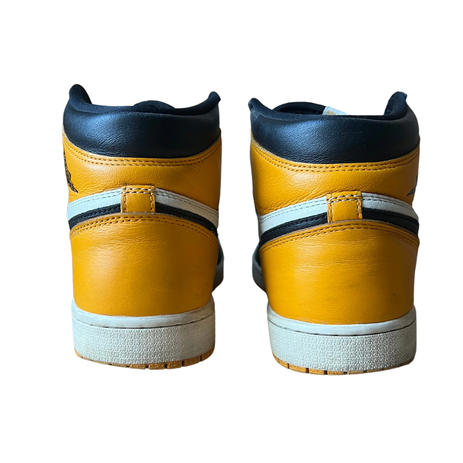 Jordan 1 High Taxi Hátulnézet