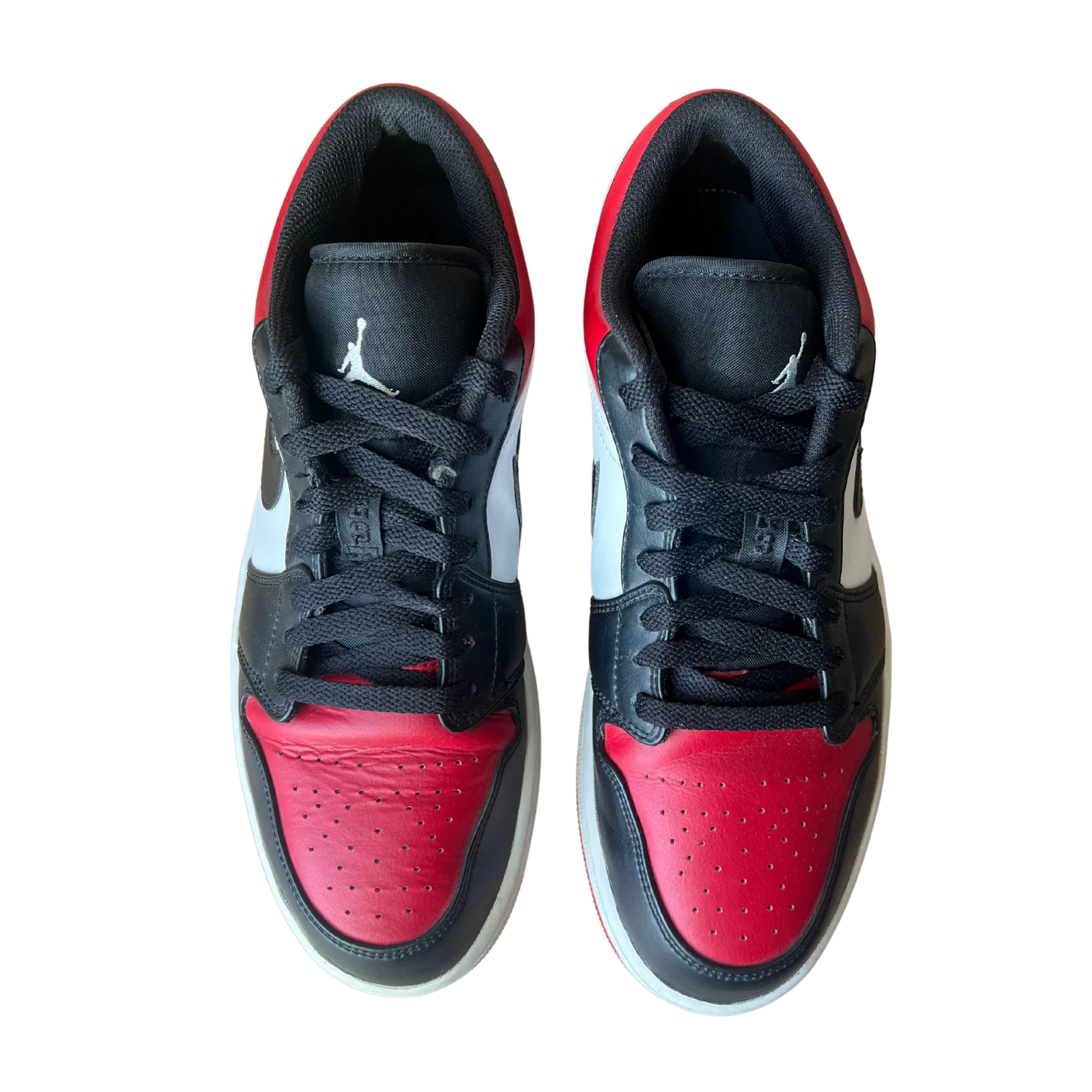 Jordan 1 Low Bred Toe Felülnézet