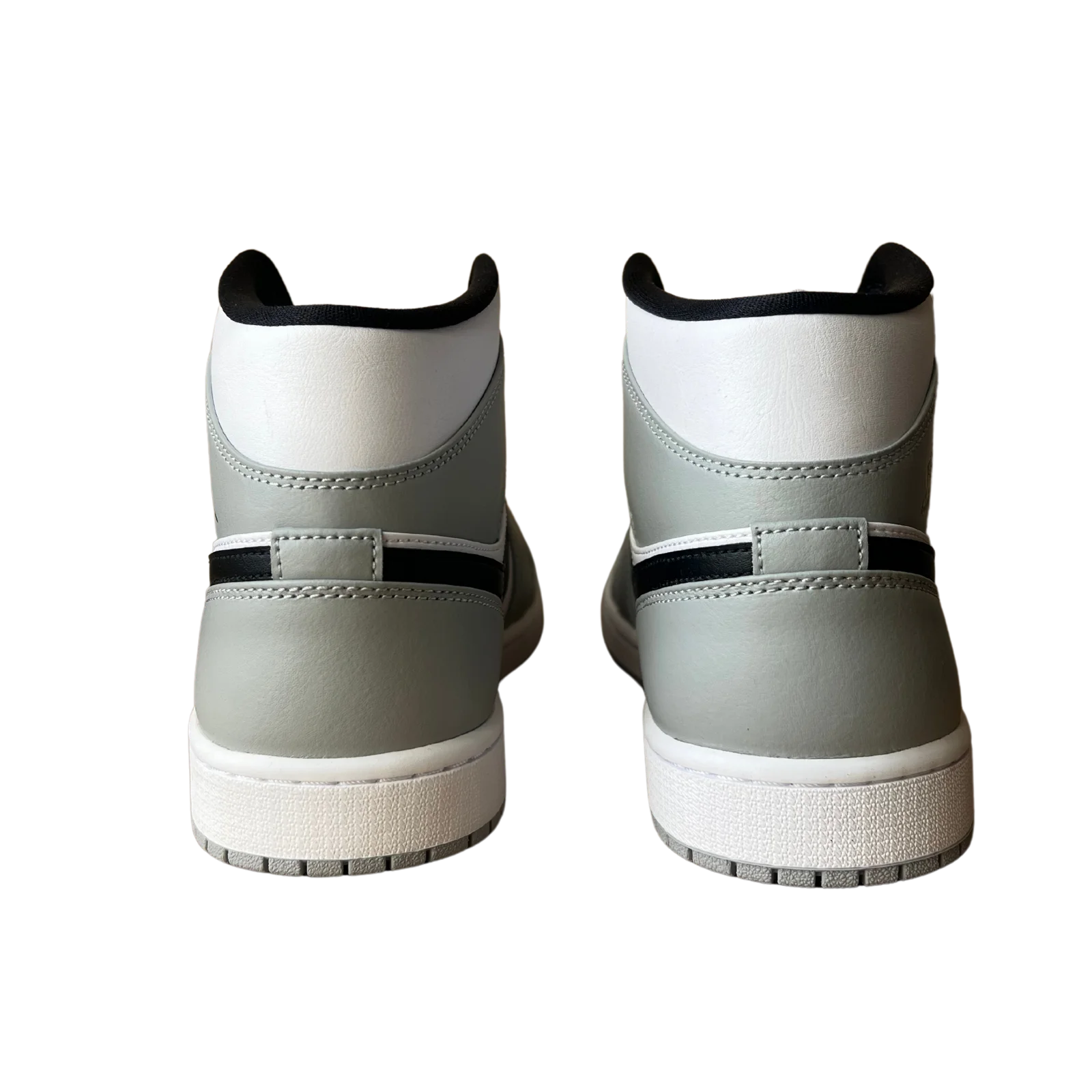 Jordan 1 Mid Light Smoke Grey